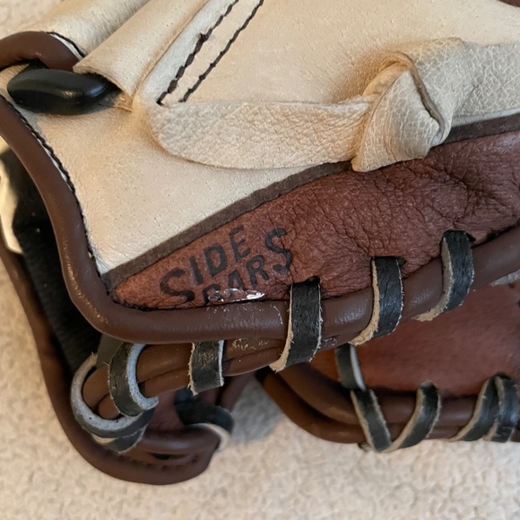 Mizuno Power Close 11.5” GPP 1151 RH Glove - Picture 7 of 8